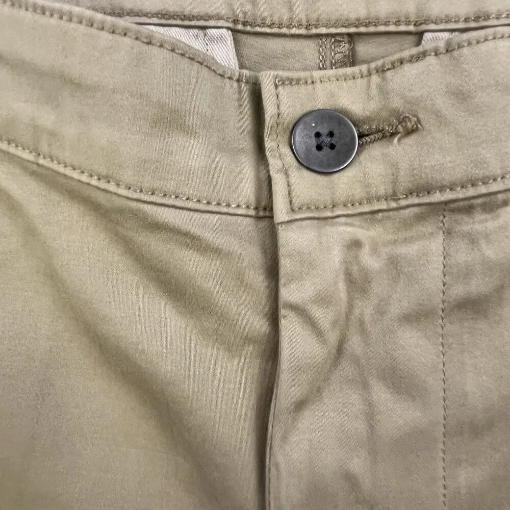 AG Adriano Goldschmied Wanderer Shorts Men 35 Khaki Beige Chino 8.5” Inseam